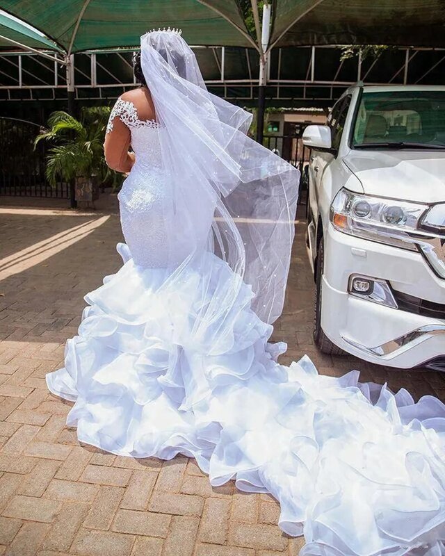 African Plus Size abito da sposa a sirena Appliques Sheer o-collo manica lunga in pizzo abiti da sposa Ruffles Nigeria Vestidos De Novia