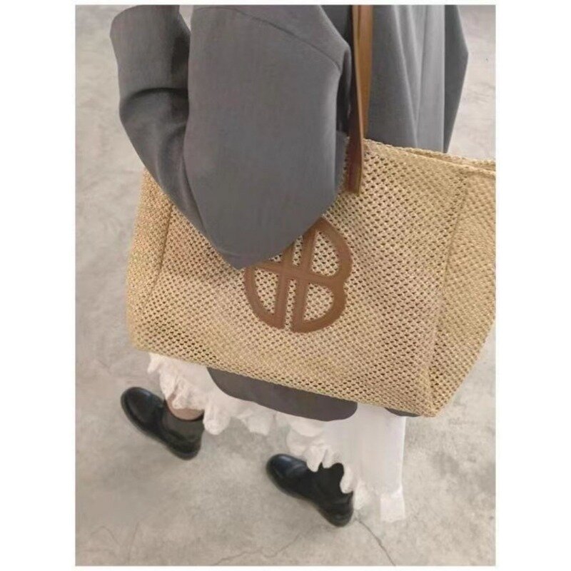 2024 New Beach Vacation Tote Bag for Women, Large Capacity Summer Travel Tote Bag Purse, Woven Straw Shoulder Bag in INS Style