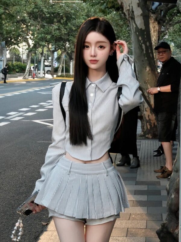 Женский комплект из рубашки и юбки в полоску, однобортный приталенный костюм в Корейском стиле с лацканами и плиссированной юбкой в стиле ретро для колледжа, весна