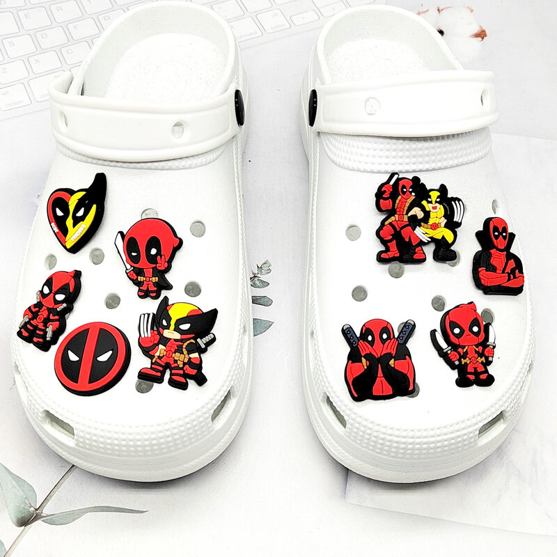1 pz Marvel Deadpool Cartoon Series ciondoli per scarpe Designer per ciondoli per scarpe accessori per zoccoli classici regalo per bambini vendita calda