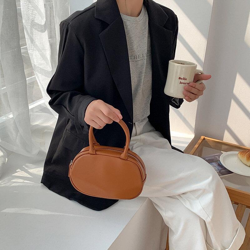 Новинка 2023, женская маленькая круглая сумка, модная универсальная Повседневная сумка, Милая мини-сумка