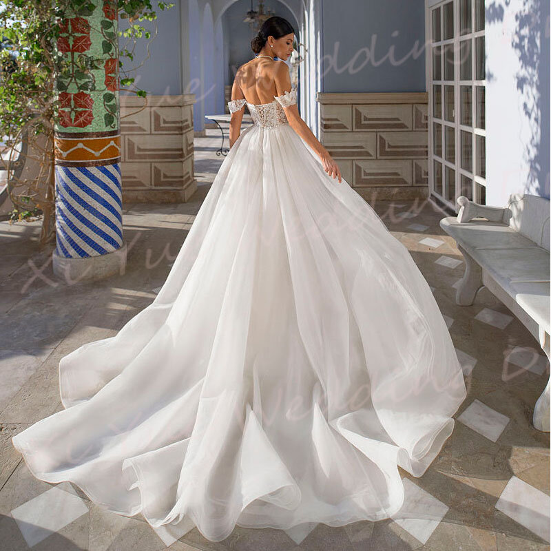 Gaun pernikahan putri duyung cantik Modern 2024 gaun pengantin bahu terbuka applique renda kereta lepas pasang