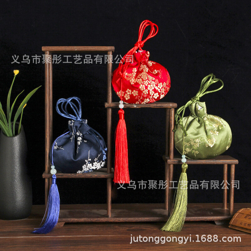 Chinese Style Bag Hanging Neck Fragrant Bag Embroidery Car Hanging Artemisia Mosquito Repellent Fragrant Bag Ancient Pouch Bag