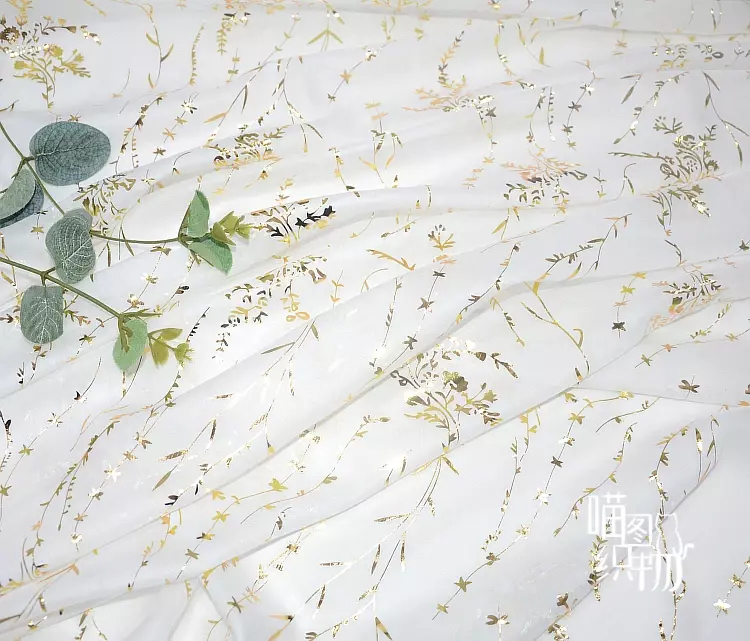 Tissu en mousseline de soie bronzante au mètre pour robes Hanfu, textile imprimé fleur de prunier, vêtements de bricolage, couture fine, fleurs douces d'été