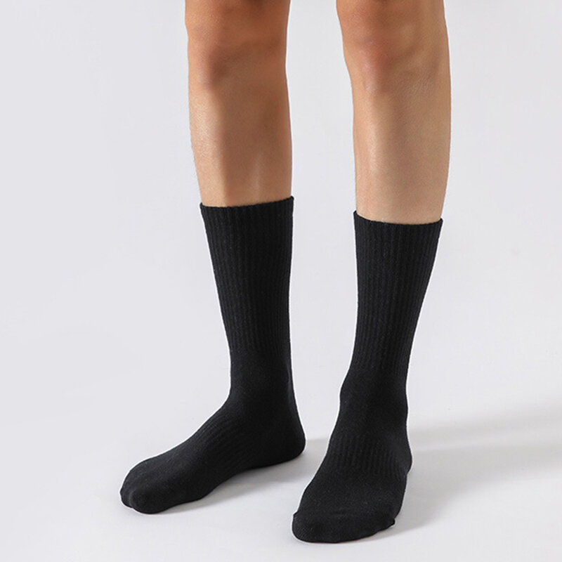 Однотонные спортивные хлопковые мужские женские унисекс баскетбольные мягкие нескользящие носки оптом
