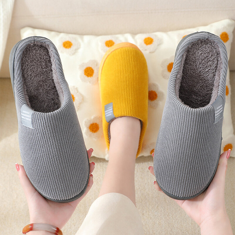 Klasyczne domowe pantofle damskie rozmyte zimowe ciepłe futro antypoślizgowe damskie buty domowe męskie leniwe obuwie do sypialni