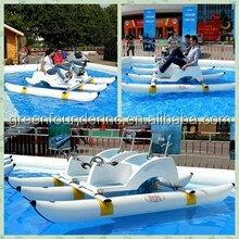 Wasserpark zwei Fahrer Glasfaser Sitze Tretboote Wasser fahrräder PVC Pontons Tretboote zu verkaufen