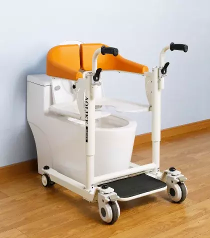 เก้าอี้ล้อเลื่อนสำหรับผู้ป่วยระบบไฟฟ้าอุปกรณ์พักฟื้นแบบปรับได้ควบคุมระยะไกล