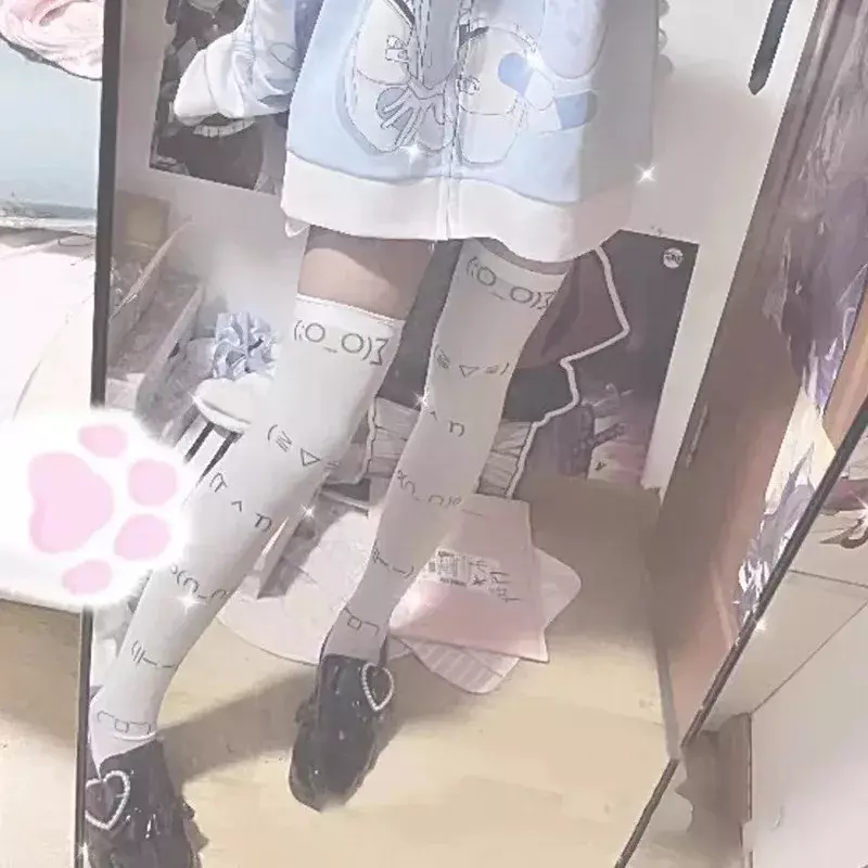 Calcetines largos con estampado de letras de grafiti blanco, medias altas hasta el muslo, por encima de la rodilla, estilo Kawaii, Cosplay, Y2K, Harajuku