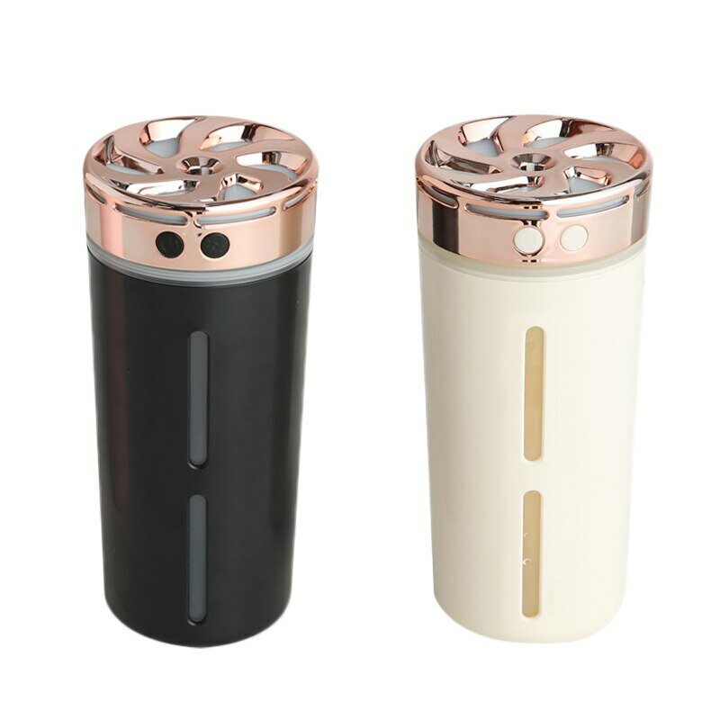 Umidificatore d'aria per auto Plug-in più recente con luce notturna a colori 300ml piccolo umidificatore silenzioso deodorante per ambienti macchina per aromaterapia domestica