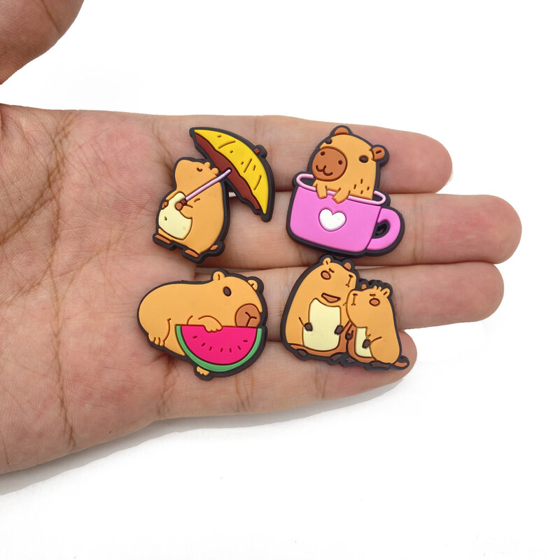 Kapibara Cartoon Animal Cute Shoe Charms for Clogs Sandals Decoration Akcesoria do butów Charms for Friends Gifts