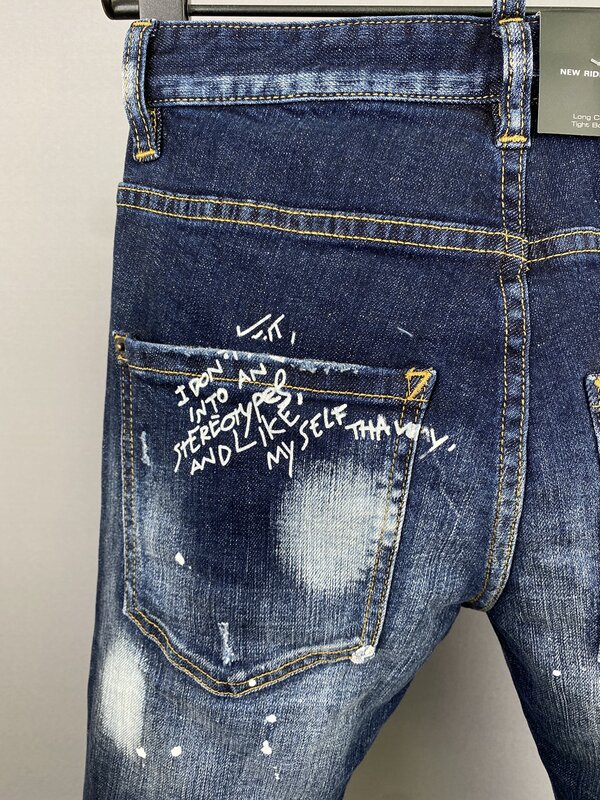 2024 Spring/Summer New D2 Jeans, Men's Washed and Worn Hole Patches, Painted Embroidery, Hand Sewn Small Feet Blue