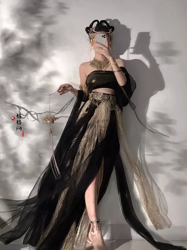 GeGeWu 9 szt. Zestaw sukienek Tang Hanfu w stylu Dunhuang akcesoria wielofunkcyjne starożytny chiński motyw czarny pozłany luksusowy stroje sceniczne