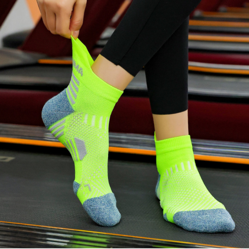 Носки мужские трикотажные, спортивные дышащие быстросохнущие износостойкие короткие носки для бега и велоспорта, для занятий на открытом воздухе