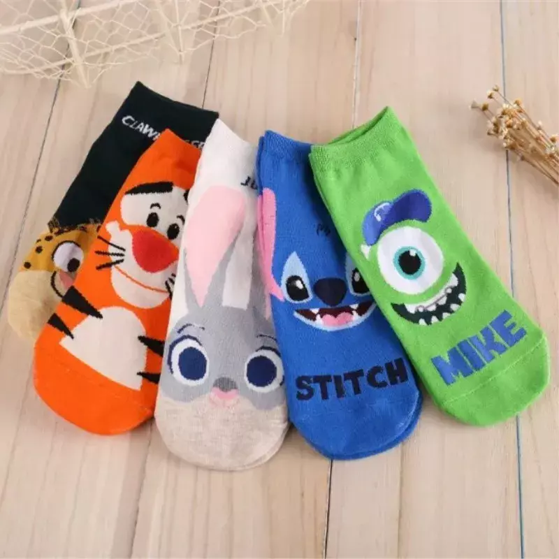 Stich Kaninchen Dame Socken niedlich frische kurze Cartoon Socken niedlichen Tier Monster Harajuku Boot Socken Disney