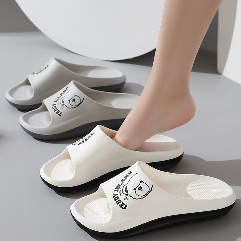 รองเท้าแตะสำหรับผู้หญิงรองเท้าสนีกเกอร์สำหรับฤดูร้อนใหม่รองเท้าแตะพื้นหนารองเท้าแตะ EVA นุ่มชายหาดคู่