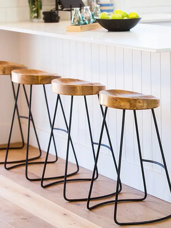 Nordic Home sgabello da Bar in legno massello scrivania anteriore caffè sedia per il tempo libero sgabelli da Bar alti in ferro per cucina eleganti e robusti