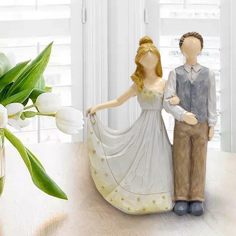 Ornamen dekorasi kamar tidur, figur pasangan romantis dilukis tangan patung pasangan Hari Valentine dekorasi pernikahan kamar tidur