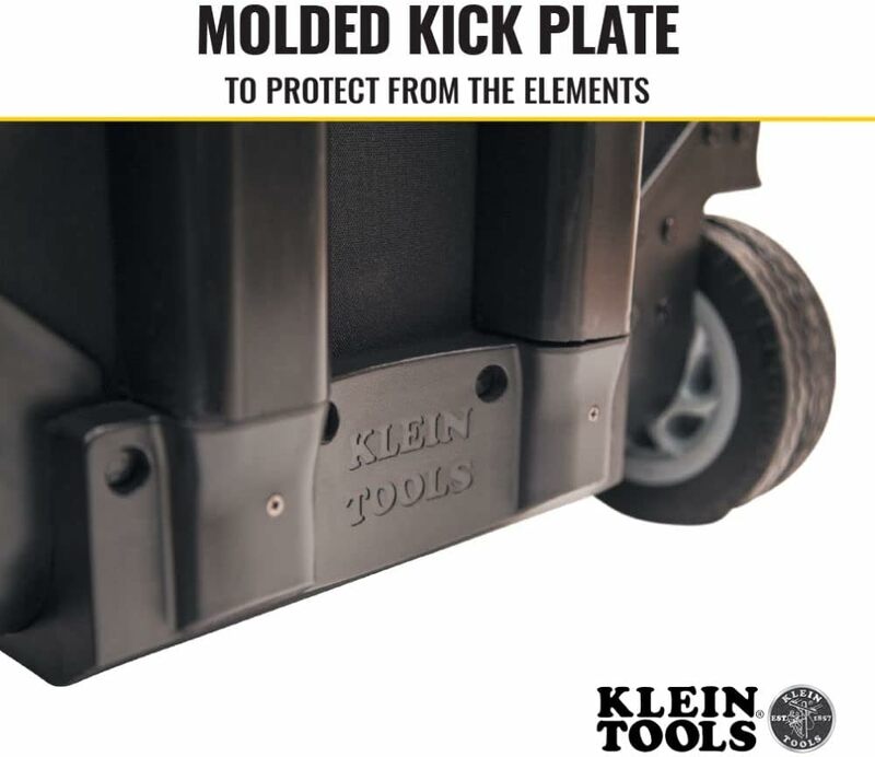 Klein Tools 55452RTB bolsa de herramientas, organizador de almacenamiento de herramientas resistente al agua, rollos en ruedas rugosas de 6 pulgadas, 24 bolsillos, carga probada
