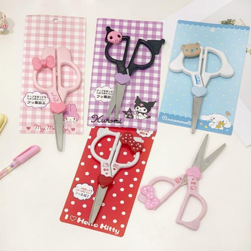 Kawaii Sanrio Hello Kitty My Melody Kuromi cortador de acero inoxidable hecho a mano con cubierta, suministros de papelería para estudiantes, tijeras