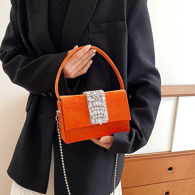 2024 New Colorful velluto a coste Spring Fashion Messenger Chain Bag borse e borsette da donna