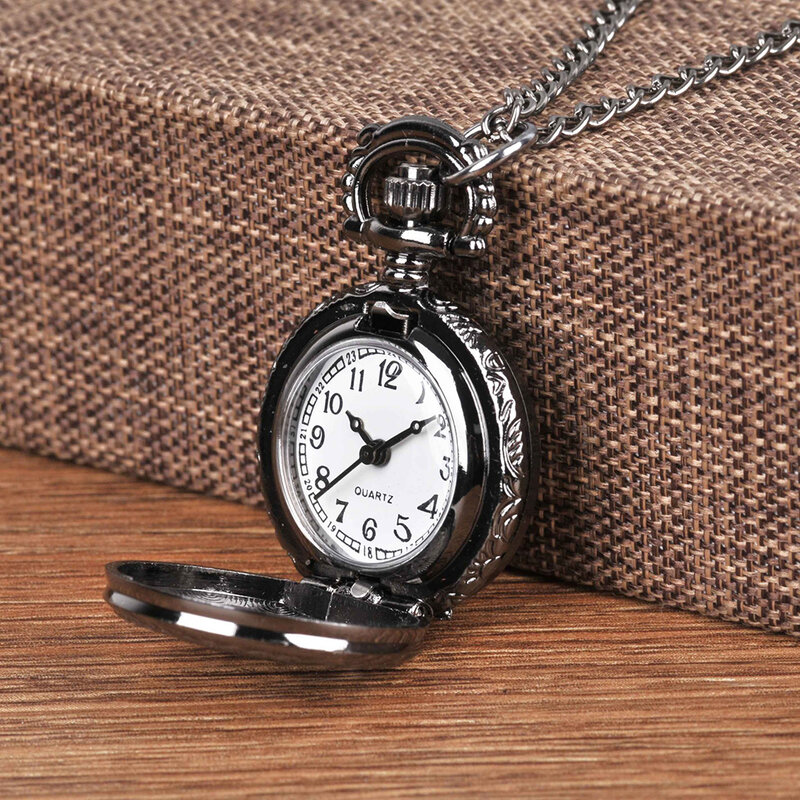 Small  With Spiders Web Carving Stylish Necklace Pendant Clock Chain Festivals Birthday Gift