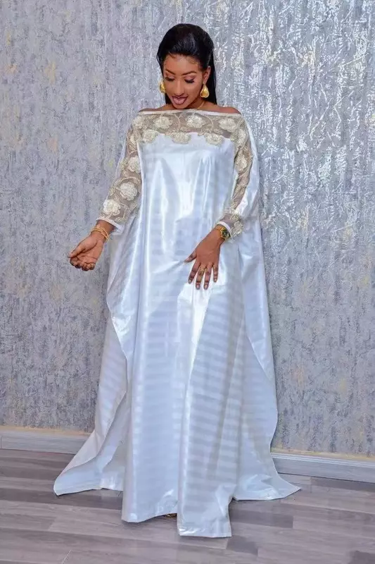 الدانتيل خليط الأبيض تنورة طويلة ميناء الرياح الحضرية المرأة الأفريقية حجم كبير فستان S9188