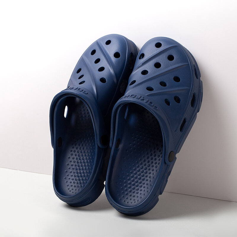 EVA Thick Sole Hole Shoes para homens e mulheres, sandálias e chinelos de verão para casa, interior, casal, ao ar livre, praia, cabeça de saco, novo