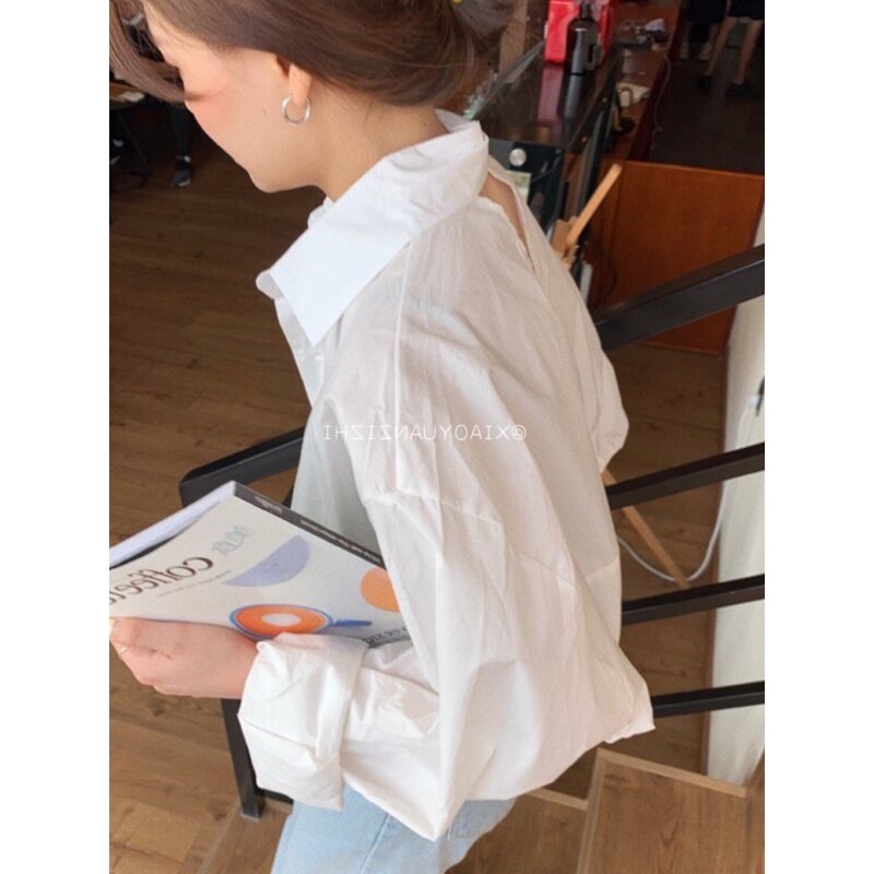 Podstępny projekt biała koszula kobieca nowy Design Sense nisza swobodny szyk luźna koszula koreańska stylowy Top