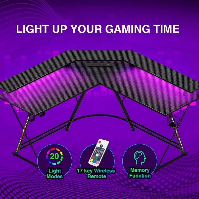 Sieben Krieger L-förmiger Gaming-Schreibtisch mit LED-Leuchten und Steckdosen, 50.4 "Computer tisch mit Monitorst änder und Kohle faser
