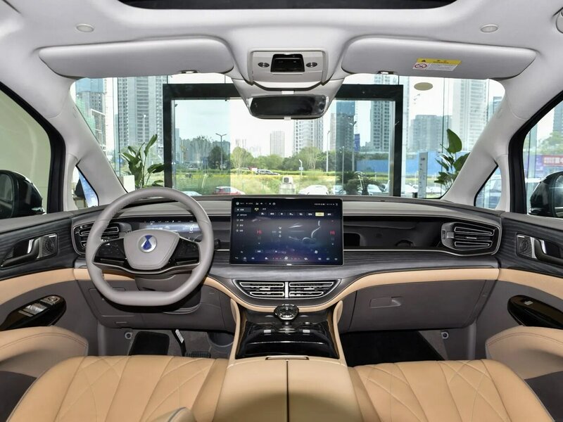 Nowy samochód MPV 2023 nowy EV daleki zasięg samochodowy 600KM BYD Denza D9 samochód elektryczny MPV cena Chiny dla dorosłych