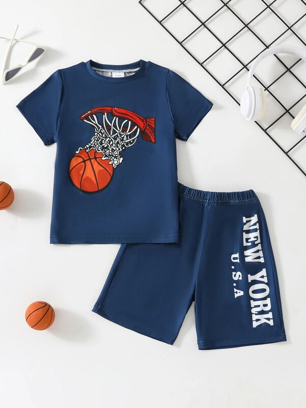 Boys' サマー居心地の良いパジャマの衣装、バスケットボールパターンプリント、半袖、クルーネックトップ、快適なレタープリント、ファッション