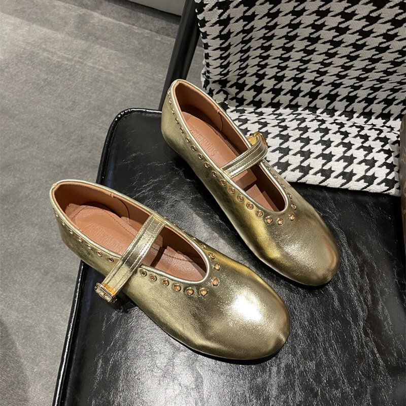 Mary Jane-zapatos de cuero genuino con remaches de Metal para mujer, zapatillas de Ballet Retro con cabeza redonda, fondo plano, línea única, primavera y verano