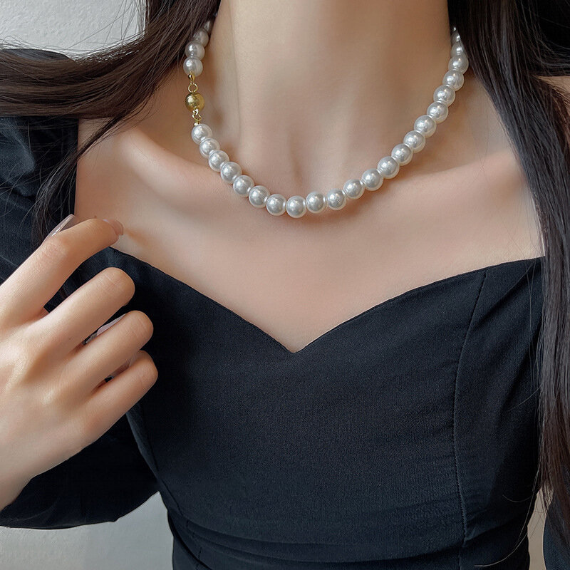 French Retro 14K Gold-plated Round Ball Pearl Beaded Necklace with Collarbone Chain Womens Temperament Jewelry Party Gift