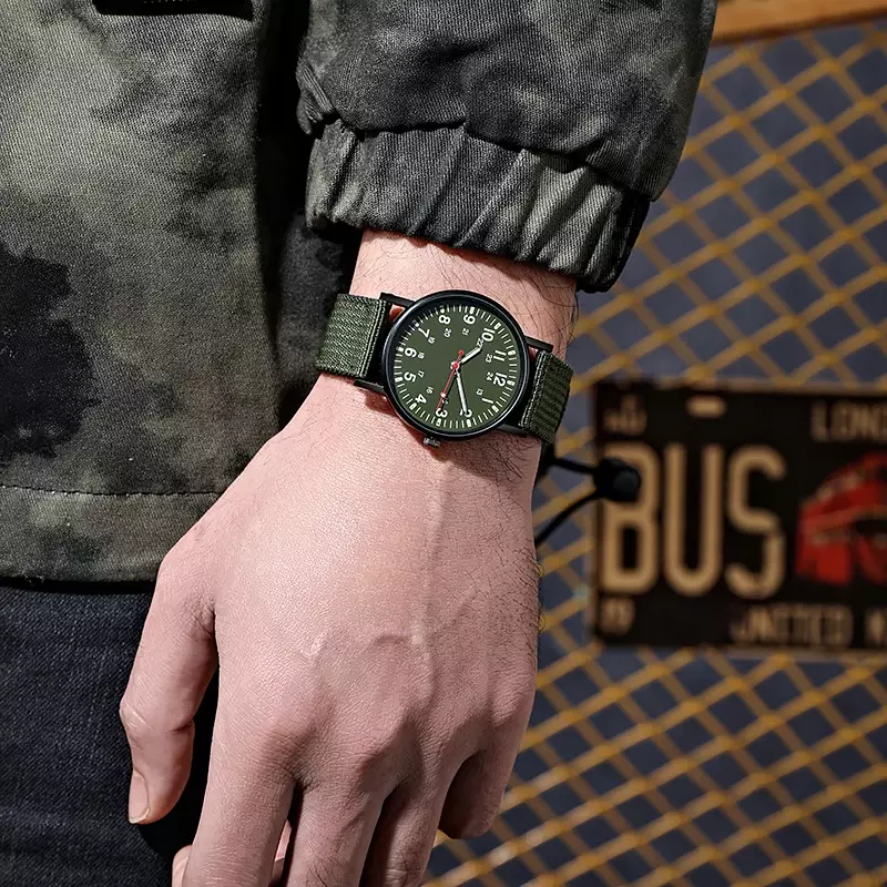Orologi da uomo di moda cinturino in Nylon luminoso orologio militare da uomo orologio da polso al quarzo sportivo da polso coppia impermeabile Reloj