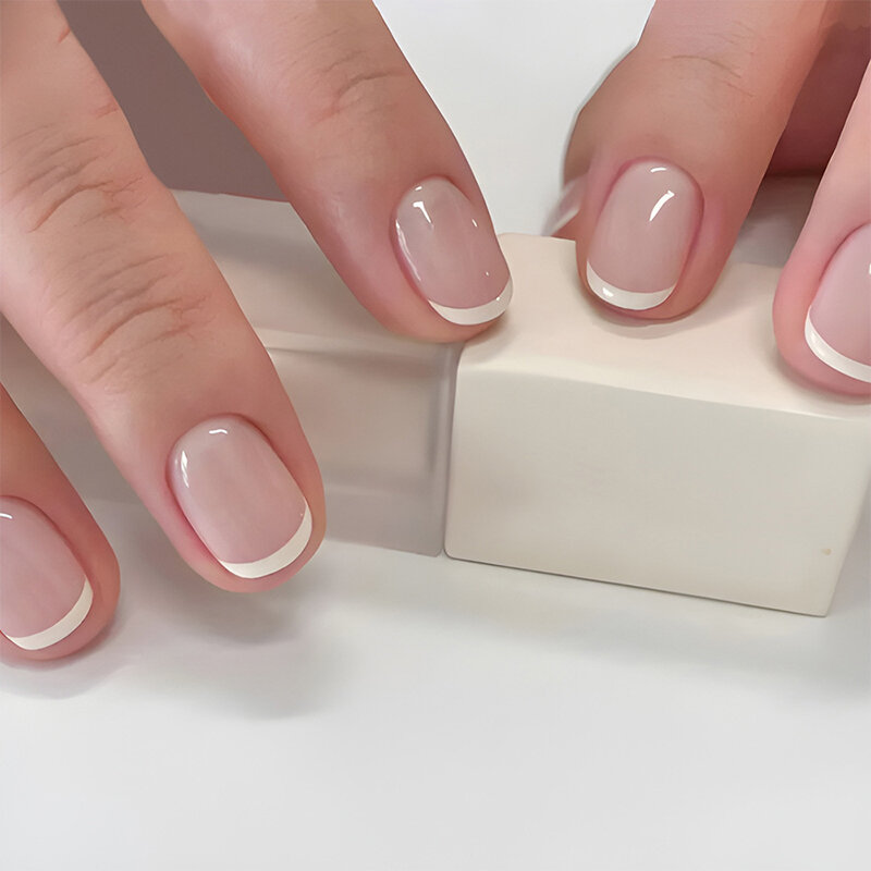 Uñas postizas blancas con degradado de 24 piezas, uñas postizas cortas cuadradas de Ballet, simples, se pueden usar al presionar, Nude uñas, arte de manicura de cobertura completa