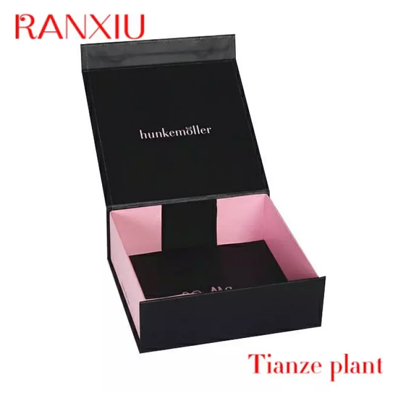 Custom CustomLuxury folding gift boxes with magnetic lid made in China