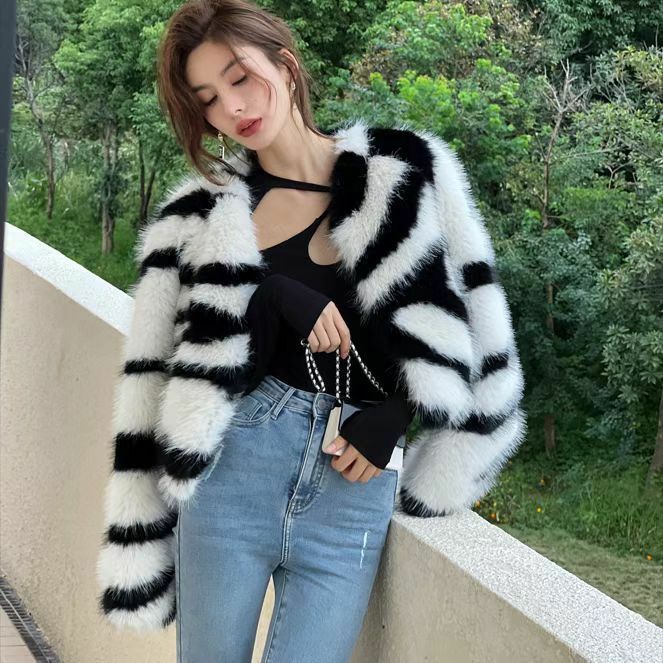2023 donne inverno nuova moda Zebra a righe cappotti di pelliccia sintetica femminile imitazione pelliccia di volpe giacche signore cappotti corti con scollo a v A520