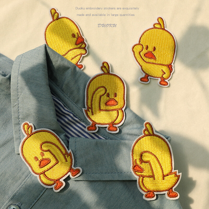 New Cartoon Embroidery Patch DIY Cute Yellow Duck Sticker Adhesive Badge Emblem Iron on Patches Cloth Bag Hat Fabric Accessories