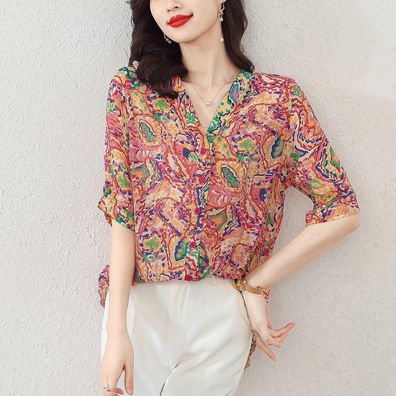 Elegant Fashion Harajuku Slim Fit Female Clothes Loose Casual All Match Tops Women V Neck Printed Button Short Sleeve Blouse