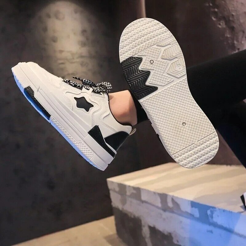 Womens New Spring Flat Shoes Trendy Two-color Lace Design Classic Versatile Sports Shoes Outdoor Running Womens Vulcanized Shoes