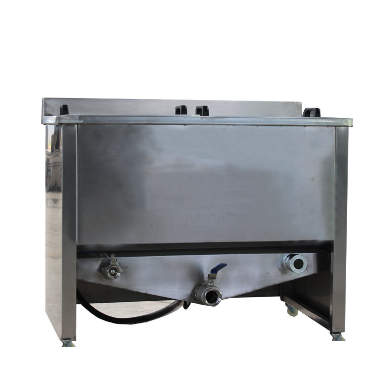 Fritadeira industrial automática, usada para fritar alimentos