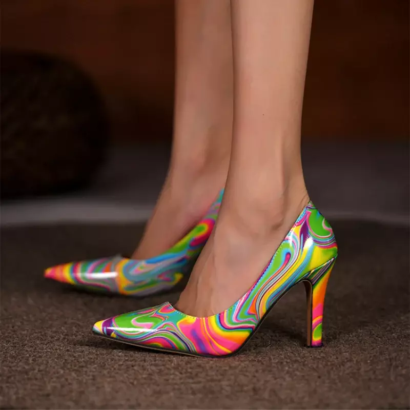Comemore รองเท้าส้นสูงผู้หญิงลายกราฟฟิตี, รองเท้าส้นสูงส้นเข็มแบบ2024แฟชั่นฤดูใบไม้ร่วงรองเท้าส้นเข็ม43