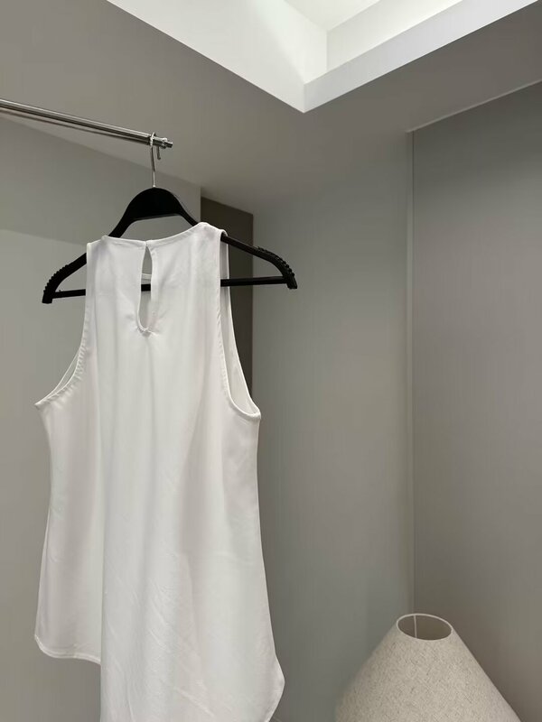 Новинка 2024, модная женская рубашка с асимметричным подолом, свободная Базовая Стильная женская рубашка с круглым вырезом, женская рубашка без рукавов в стиле ретро, шикарный топ