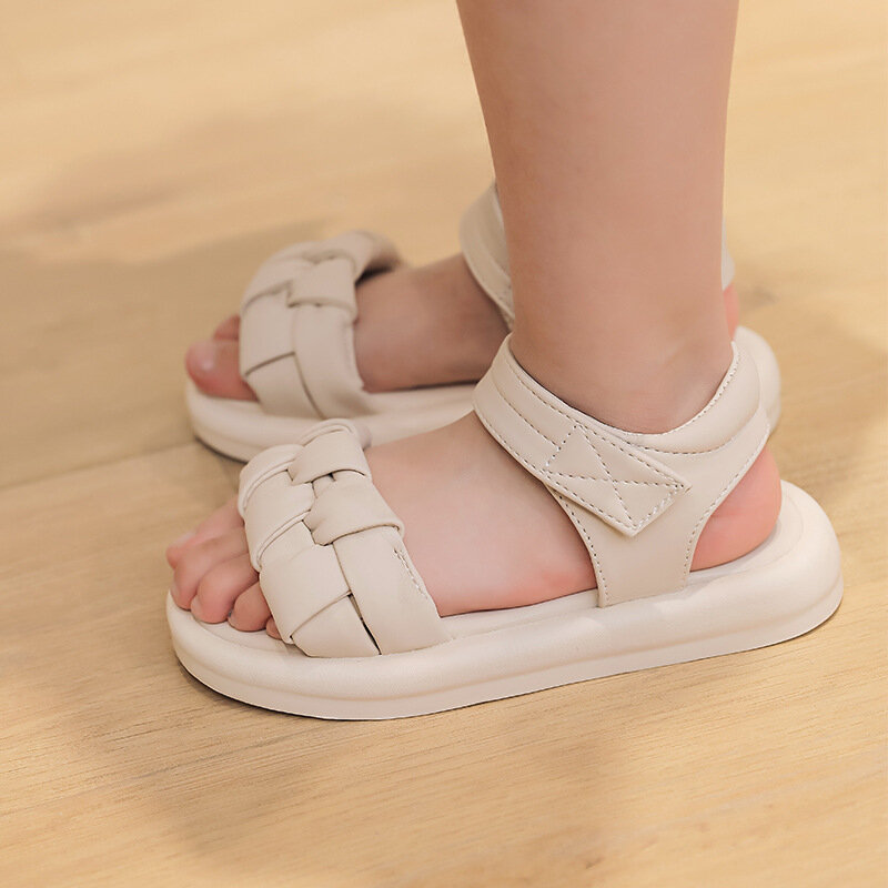 Wysokiej jakości dziewczęce sandały Gladiator słodkie miękkie dzieci buty na plażę moda dla dzieci księżniczka letnia sandały sportowe rozmiar 26-36