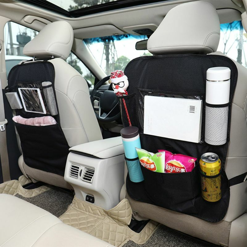 Czarna mata antypoślizgowa chroniąca torbę do przechowywania tyłu samochodu na na siedzenie