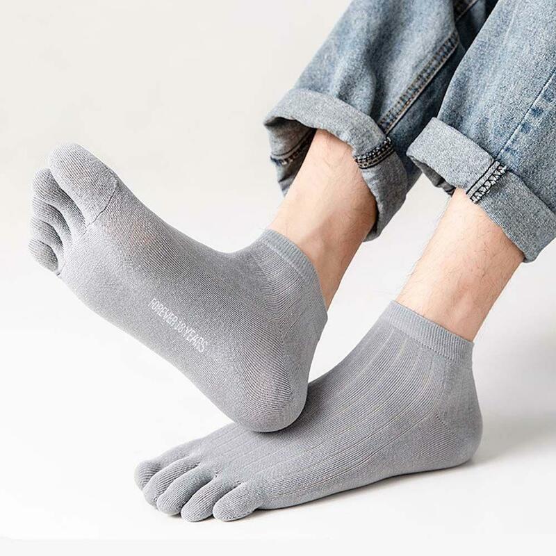 Homens e mulheres respirável macio listrado meias de tubo curto, cinco dedos meias, meias esporte, Split Toe Socks