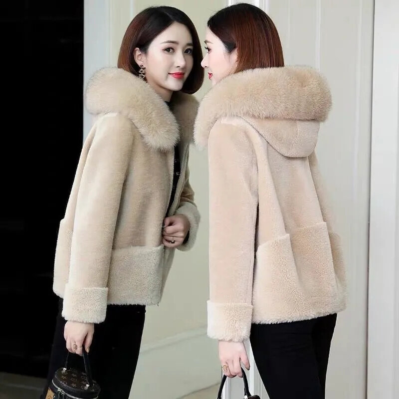 Granular Velvet Fur Coat Women Imitation Sheep Fleece Hooded Coats New Winter Warm Overcoat Female Faux Fox Collar Fur Outcoat