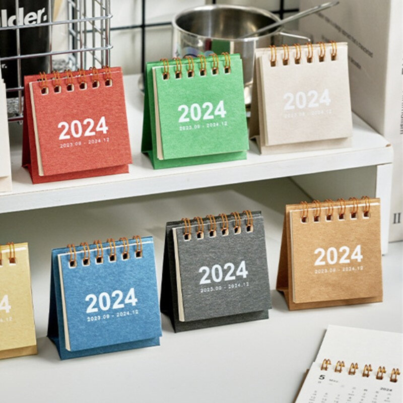 Kalender meja 2023-2024 dekorasi meja Mini sederhana perlengkapan kantor rencana bulan tahun liburan ulang tahun penanda waktu khusus