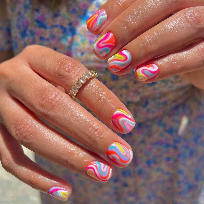 24pcs unghie finte arcobaleno testa tonda French Nail Press on Nails unghie finte impermeabili doppio colore unghie finte